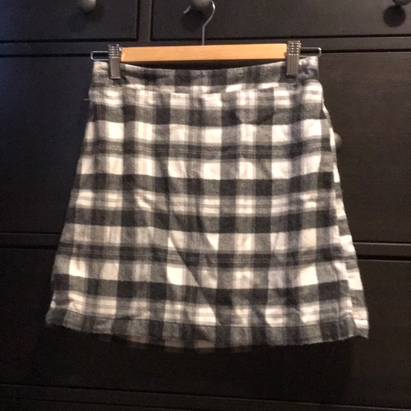 American Eagle Women’s Flannel Mini Skirt - Picture 1 of 4